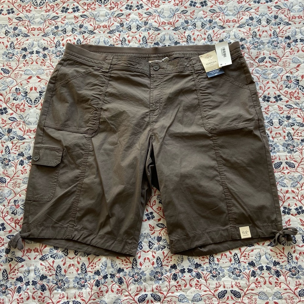 NWT!! St Johns Bay Bermuda Shorts 22W